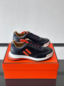 Chaussures Décontractées Quotidiennes pour Hommes : Baskets Minimalistes Élégantes avec Construction Stable, Amorti Anti-Pression et Indéformables - Product Image 1