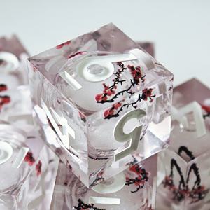 MINI PLANET Vente en gros de dés D6 à noyau liquide personnalisés, dés à 6 faces faits à la main pour les jeux de rôle sur plateau, accessoires DND D6, cadeau - Product Image 6