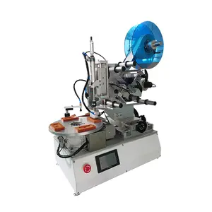 Multi-station high-precision labeling machine plastic hardware electronic toys flat labeling machine