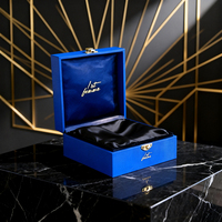 Boîte d'emballage de parfum rigide élégante et écologique avec gaufrage, boîte cadeau en papier spécial personnalisée pour coffret de parfum, matériaux recyclés