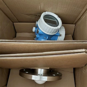 Transmetteur de niveau radar Endress+Hauser FMR62 80 GHz de haute qualité - HART à deux fils, aluminium, portée 80 m, précision 1 mm pour la mesure de niveau radar - Product Image 3