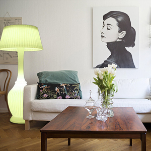 Lampadaire LED nordique moderne, dôme en acrylique blanc, design d'intérieur à énergie <span class=keywords><strong>solaire</strong></span> pour la décoration de jardin et de salon, classé IP65 - Product Image 1