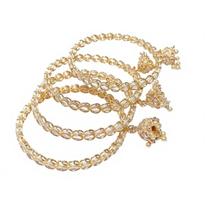 Brazalete Cristiano de Moda con Eslabones Ovalados Chapados en Oro de 14K, Diseño de Mariposa con Diamantes, para Mujer, Regalo - Product Image 4
