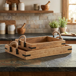 Plateau de service en bois rectangulaire avec poignées en corde, design rustique, matériau solide et durable - Product Image 3