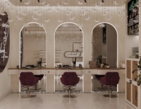 Aménagement de salon de coiffure et de manucure professionnel, présentoir de table sur mesure et système d'étagères murales