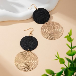 Collier ras du <span class=keywords><strong>cou</strong></span> pour femme en alliage d'or <span class=keywords><strong>jaune</strong></span>, perles rondes, pendentif disque, haut <span class=keywords><strong>de</strong></span> gamme, luxe léger, tendance, nouveauté, parfait - Product Image 3
