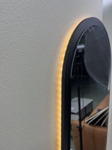 Miroirs décoratifs éclairés pleine longueur avec éclairage LED, support mural pour vase, art mural pour salle de bain et salon de coiffure - Product Image 6