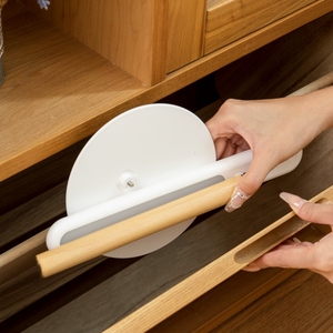 Lámpara de mesa moderna con base de madera, luz LED de escritorio para lectura de cabecera, estudio y trabajo - Product Image 6