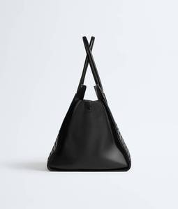 Bottega BV Barbara <b>Tote</b> <b>Zipped</b> <b>Tote</b> Bag with Streamlined Silhouette Made with Intrecciato Craft in Supple Nappa Leather Veneta - Product Image 3