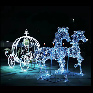 Decoración navideña impermeable para exteriores con luz LED de caballo con carroza. - Product Image 1