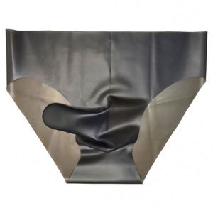 Separación de balas de cuero de goma para hombre, ropa de goma a prueba de fugas, ropa interior falsa para madre y avión - Product Image 1