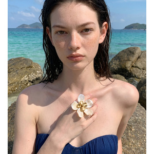 JINYOU 6233 Vibrant Summer Style Orange Glossy Resin Petal <strong>Ring</strong> Stainless Steel Adjustable Floral <strong>Statement</strong> <strong>Ring</strong> - Product Image 3