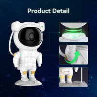 Lumière d'étoile d'astronaute portable: projecteur rechargeable par USB pour le camping, les dortoirs et les cadeaux de ventilateur d'astronaute