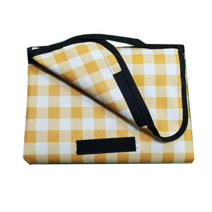 Venta al por mayor portátil extra grande impermeable al aire libre Picnic manta Camping Mat - Product Image 3