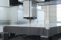 Meja Kerja Pengelasan Modular 3D Berkualitas Tinggi dengan Sistem Lubang 5 Sisi Presisi untuk Pengaturan Pengelasan Struktur Logam Besar