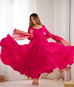 Vestido Anarkali de Lujo Vastra Saili Romansilk con Tela Chanderi para Mujer, Vestido Largo con Vuelo para Fiesta, Dupatta, Ropa Tradicional, Envío Rápido - Product Image 1