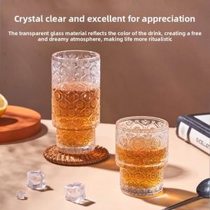 Collection de verres vintage empilables avec texture gaufrée tournesol et glacier, verres à jus et à café étincelants - Product Image 2