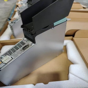 Module de ligne actif SINAMICS S120 6SL3130 7TE28 0AA3 6SL31307TE280AA3 Entrée : 3AC 380-480V, 50/60Hz Sortie : 600V - Product Image 1
