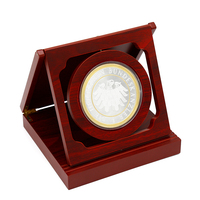 Plaque/Monnaie en métal souvenir avec logo personnalisé et boîte en bois