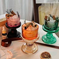 Diffuseur d'arômes en cristal sur piédestal, copeaux de cristal naturels, fleurs séchées à la cannelle, verre infusé d'huiles essentielles, décoration d'aromathérapie