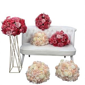 ดอกกุหลาบผ้าไหมสีชมพูขาวทรงกลม ดีไซน์ไม่สมมาตร แบบเรียบหรู ขายดี สามารถปรับแต่งขนาดได้ เหมาะสำหรับตกแต่งงานแต่งงาน - Product Image 1