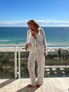 Pyjamas décontractés en bambou doux pour femmes, imprimés personnalisés Baies d'été, vêtements de détente pour femmes, pyjamas en modal, pyjamas en coton, vêtements de maison, vêtements de nuit - Product Image 5