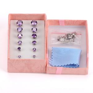 Boucles d'oreilles clous en cristal plaqué or, couleur améthyste violette, taille 3 à 8 mm, très tendance - Product Image 4