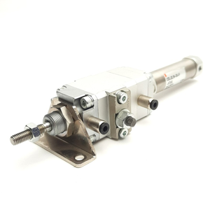 Nuovo Originale Pronto per la Spedizione CDLJ2L16-30-<span class=keywords><strong>P</strong></span> Controllore PLC Dedicato per Automazione Industriale - Product Image 1