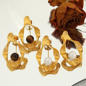Retro Stainless Steel <b>Stud</b> <b>Earrings</b> Geometric C Shape Faux Pearl Women's Party Jewelry - Product Image 3