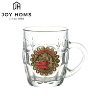 Chope à bière en verre personnalisée avec logo métallique, souvenir moderne avec poignée pour anniversaire, enterrement de vie de jeune homme, fête, cadeau, vente en gros fabricant