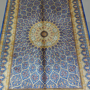 Alfombra Persa Azul de Seda de 4x6, Diseño de Medallón Persa Qum, Hecha a Mano en China, Anudada a Mano, para Dormitorio en Dubái - Product Image 3