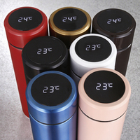 Vente en gros de bouteille d'eau avec infuseur en acier inoxydable de 17 oz Affichage tactile de la température Nouveau design Batterie Tasse de bureau pour la cuisine