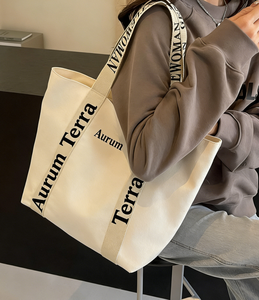 Sacs à main pour femmes de luxe à usage quotidien, sac fourre-tout en toile avec fermeture éclair, logo imprimé personnalisé - Product Image 4