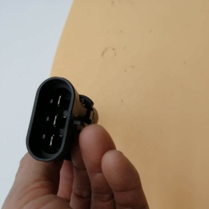 1G925-60011 Solénoïde d'arrêt 12V pour pelle sur chenilles 1G925-60011 Vanne solénoïde - Product Image 5