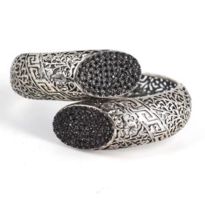 Bracelet pour femme en argent sterling 925 avec fermoir à ressort romantique et zircon noir, bijoux turcs faits à la main - Product Image 1