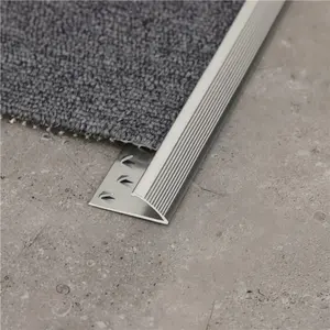 Strumenti di installazione del tappeto nastro di cucitura in alluminio metallo aderente a striscia di presa per moquette per il fissaggio del tappeto
