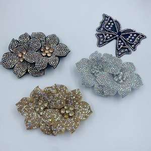 Fiore per Scarpe con Perle e Fiocco alla Moda con Strass Termoadesivi, Accessori Fai-da-Te per Scarpe con Perle e Strass - Product Image 4