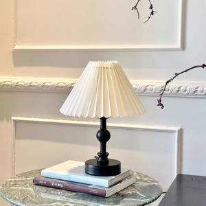 Nordic-Style Retro Table Lamp Creative Bedside Night <b>Light</b> with Girly Decorative Pleats for Dormitory Bedrooms and Offices - Product Image 4