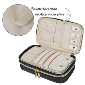 Organisateur de bijoux double couche BSCI, boîte de voyage matelassée pour bagues, colliers, boucles d'oreilles, bracelets et plus, noir - Sac - Product Image 3