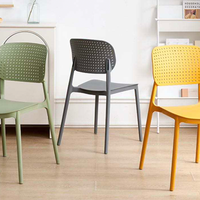 Chaise de salle à manger nordique empilable en polypropylène, chaise en plastique avec dossier bjflamingo