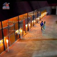 Conception d'installations équestres Shinehope : Porte de box préfabriquée pour chevaux, portail de box, écurie.