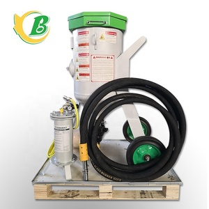 Sablageur portable d'une capacité de <span class=keywords><strong>100</strong></span> <span class=keywords><strong>litres</strong></span>, adapté aux opérations de retouche automobile et de décapage de la rouille. - Product Image 2