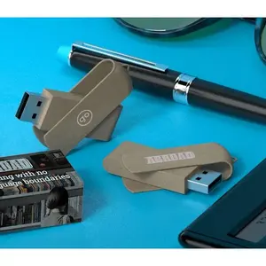 อุปกรณ์ยั่งยืนที่ผลิตจากพลาสติกรีไซเคิล USB Reloaded - Product Image 2