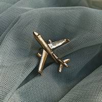 Personnalisé complet 3D en forme d'avion pour épinglette accessoires personnalisé irrégulière en acier inoxydable broche broches métal plaqué or
