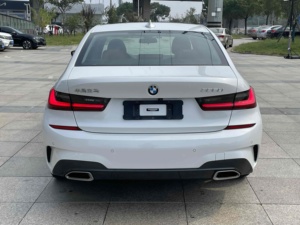 BMW Série 3 d'<span class=keywords><strong>occasion</strong></span> 2022 325Li M Berline LHD <span class=keywords><strong>Voiture</strong></span> <span class=keywords><strong>à</strong></span> essence d'<span class=keywords><strong>occasion</strong></span> pour l'exportation - Product Image 6