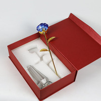 Vente en gros d'usine de bricolage pour la Saint-Valentin superbe idée cadeau fleurs roses en cristal sertie d'un vase pour cadeau de fête des mères