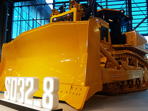 Лидер продаж, гусеничный бульдозер <span class=keywords><strong>SD32</strong></span>, высококачественное оборудование 320 лошадиных сил, двигатель, рекомендованный китайским производителем - Product Image 4