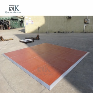 Plancher de danse en contreplaqué à grain de bois de haute qualité avec rampes en aluminium à vendre - Product Image 2