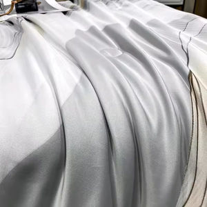 Parure de lit d'été imprimée, confortable, respirante, en soie rafraîchissante, fine, avec couette - Product Image 2