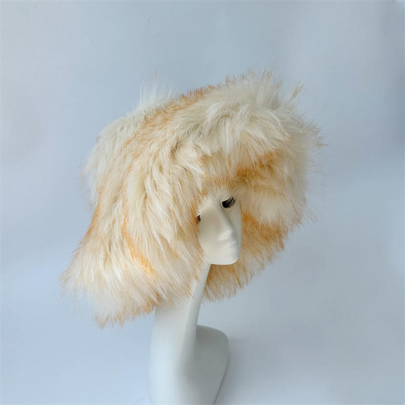 Beige bottom orange pointed hat
